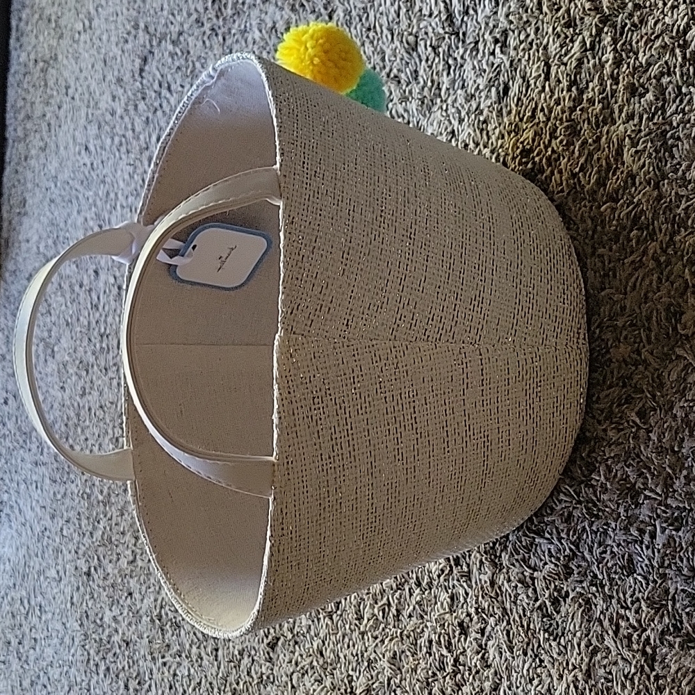 Hallmark Basket